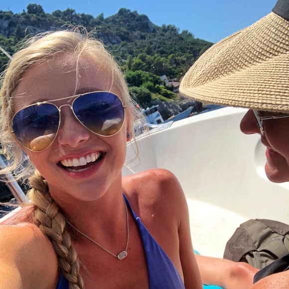 Meet your Posher, Brynn - Picture 1 of 1